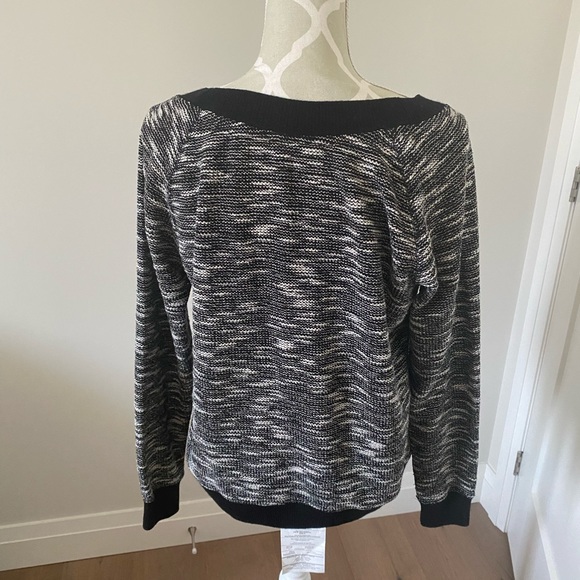 Club Monaco sweater. Great condition. Size L - Picture 3 of 3
